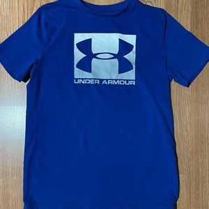 Boys Under Armour t-shirt Youth Large